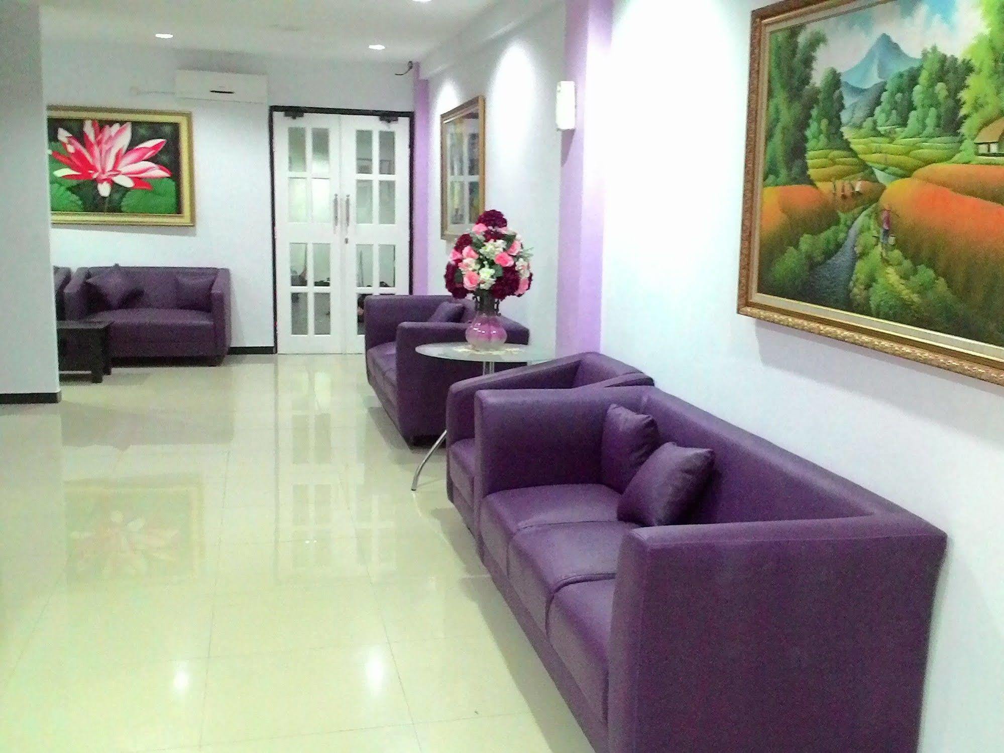 Oriza Hotel 2*